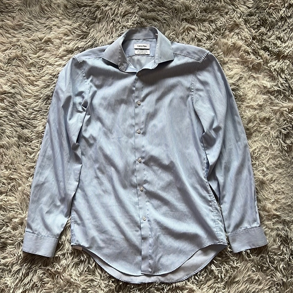 Calvin Klein Slim Fit Performance Non-Iron Cotton Dress Shirt